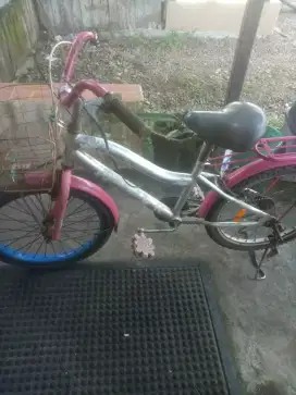 Jual  sepeda ukuran 20,,bekas,masih bagus