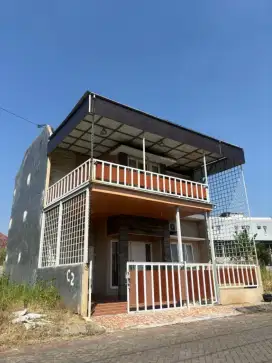 Disewakan Rumah Plus Furniture lokasi Strategis Kawasan Soekarno Hatta