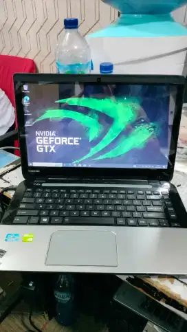 Toshiba S40t-A. core i5