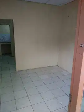 Disewakan kontrakan, meruya utara.
