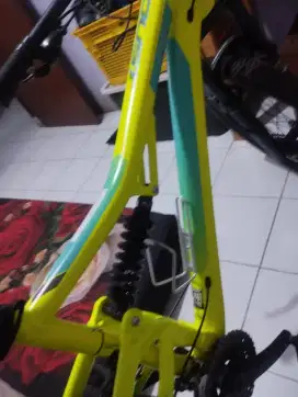 MTB thrill oust 1.0 hydraulic