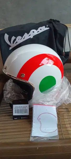 Helm bogo vespa original