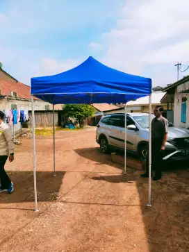 Tenda lipat 2x2 meter jualan di pasar . Ready stok Palembang. Bisa cod