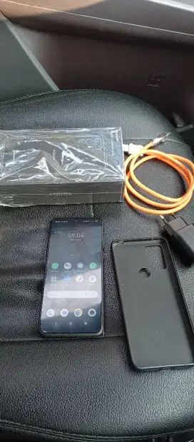 Sharp Aquos V6 Plus 4/64
