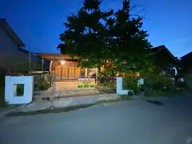 DIJUAL CEPAT RUMAH 2 LANTAI COCOK UNTUK GUEST HOUSE & KOST