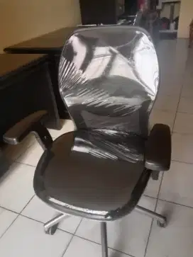 Kursi kantor staf merk Chairman