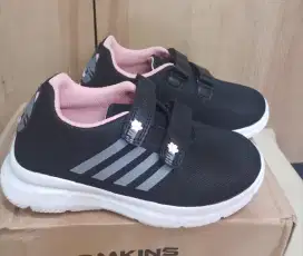 Sepatu Sekolah Tomkins Anak