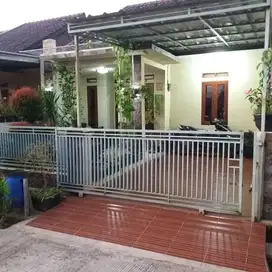 Rumah asri diperbatasan bandung selatan dan timur  dekat tol