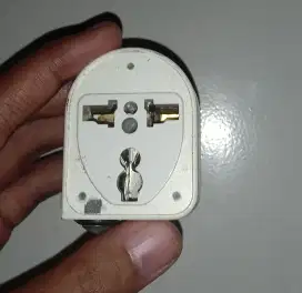 Steker Colokan 3