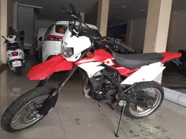 Kawasaki D-Tracker SE super moto 2019
