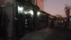 Jual rumah lantai 3 di area buana Raya Tangkuban perahu Denpasar bali