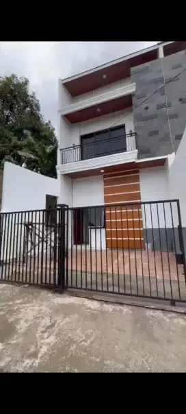 Dijual rumah minimalis siap huni bangunan baru citra raya Cikupa