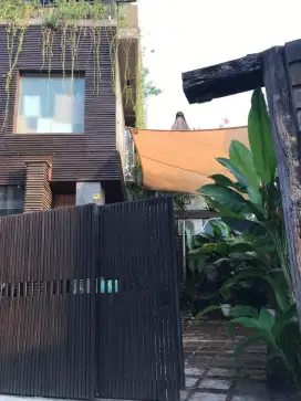 RUMAH NUANSA BALI di CIPINANG, JAKTIM