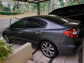 Dijual mobil HONDA CIVIC FB3
