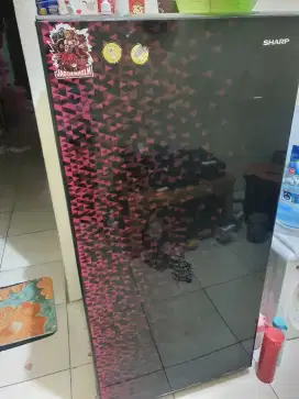 DI JUAL KULKAS 1 PINTU MERK SHARP