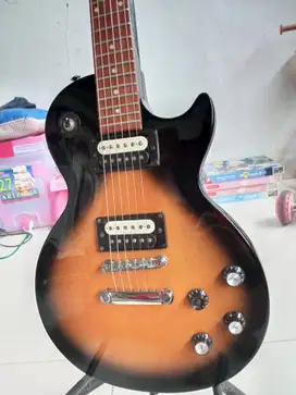 Gitar epiphone les Paul studio LT dan amplifier Epiphone 15R