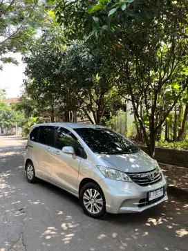 HONDA FREED PSD SIAP PAKAI ISTIMEWA