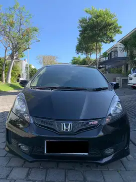 Honda Jazz 2013 RS Bensin AT Hitam plat L