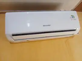 Dijual cepat AC Sharp 1/2 pk