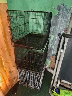 Kandang besi lipat
