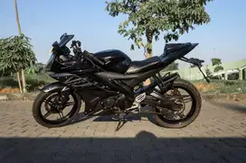 DIJUAL R15 2014 HITAM