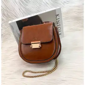 Tas Selempang wanita