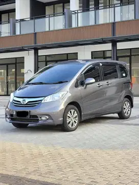 Honda freed S AT 2015