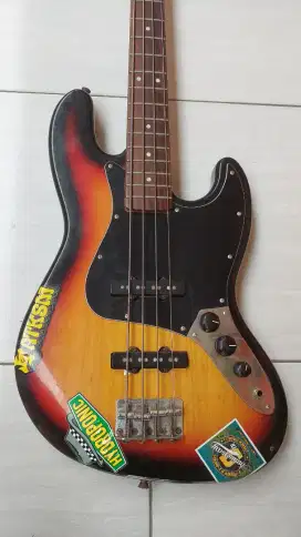 Bass reigel usa jazz bass not squier fender