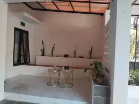 DIJUAL RUMAH DI PERUMAHAN SPRINGHILL SAWOJAJAR