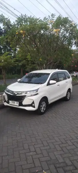 Rental mobil+drever