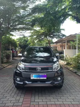 Toyota Rush Ultimo Manual MT 2016 KM Low Pajak Panjang Cash