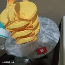 Tempat makan simple,. 3 box masih baru