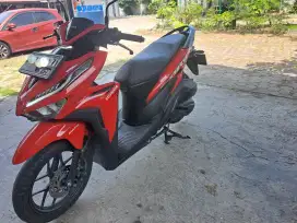 Dijual Honda Vario 125 CC warna Merah