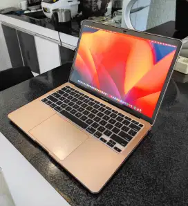 MACBOOK AIR M1 2020 8/256GB ROSEGOLD MULUS LIKE NEW  PEMAKAIAN PRIBADI