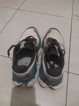 Sepatu New Balance Fresh Foam x More Trail