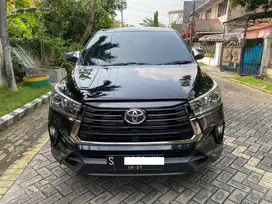 Toyota Innova Venturer 2022 AT