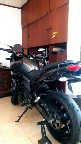 Di jual Versys 650 ABS NIK 2013 pemakaian 2014