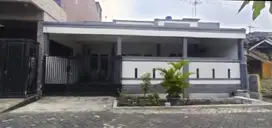Rumah siap huni 121m Type 3KT Harapan Indah Bekasi