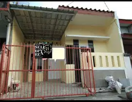 Dijual rumah di Harapan Indah . Bekasi. Rumah baru siap huni.