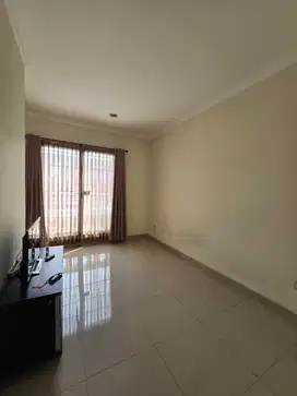 TURUN HARGA! JUAL RUMAH GREEN LAKE CITY STANDARD