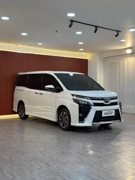 Voxy 2.0 AT 2018 odo 46 Ribuan