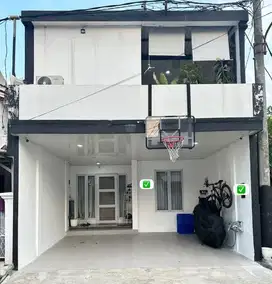 Rumah minimalis di Griya hijau lokasi alam sutera