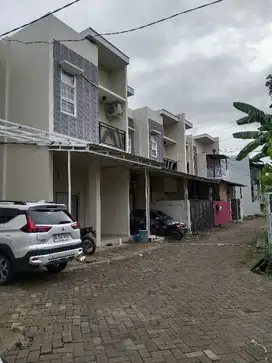 Rumah 2 lantai siap huni di sktr kawasan Toddopuli