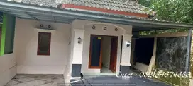 Dijual Rumah 2 Lantai dijalan Kaliurang, Dekat UII , Lt 122m2