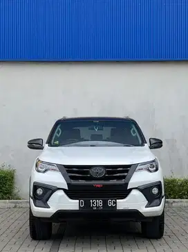 Fortuner VRZ 2017 low km 90rb