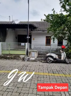 DIJUAL RUMAH HITUNG TANAH WIGUNA
