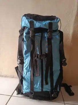 Di jual tas kemping