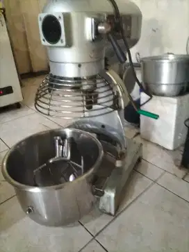 Standing Mixer G-20 20liter