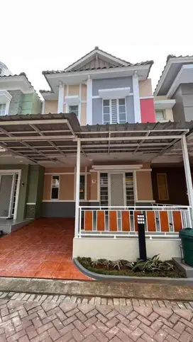 Siap huni rapi terawat, rumah 2 lantai di gading serpong