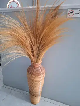 Hiasan Ruangan Pot Bunga Rotan